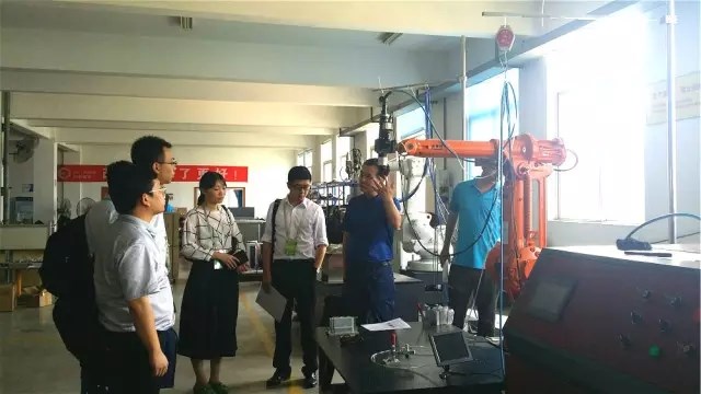 再一次，又一次！我們?nèi)脒x“3551人才計(jì)劃”